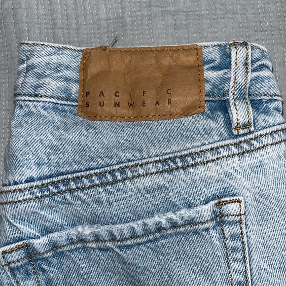 Pacific Sunwear Light Blue low rise women’s Jeans - Picture 2 of 6